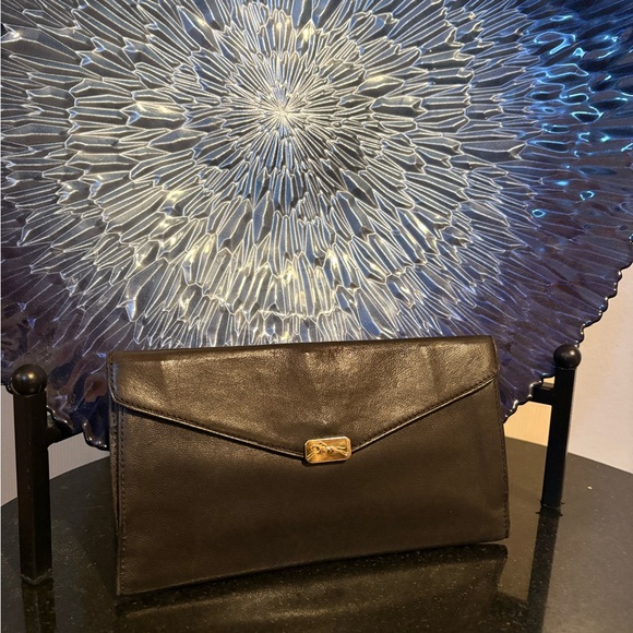 Longchamp Handbags - Longchamp Black Leather Button Wallet